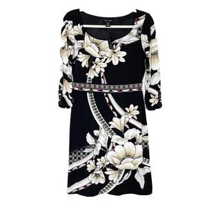 White House Black Market Floral Black and Cream Dress Size XS Jersey Slimming